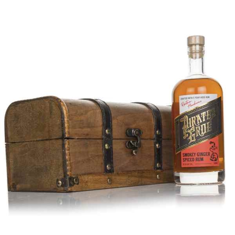 Pirate's Grog Smokey ger Spiced Gift Chest Rum | 700ML